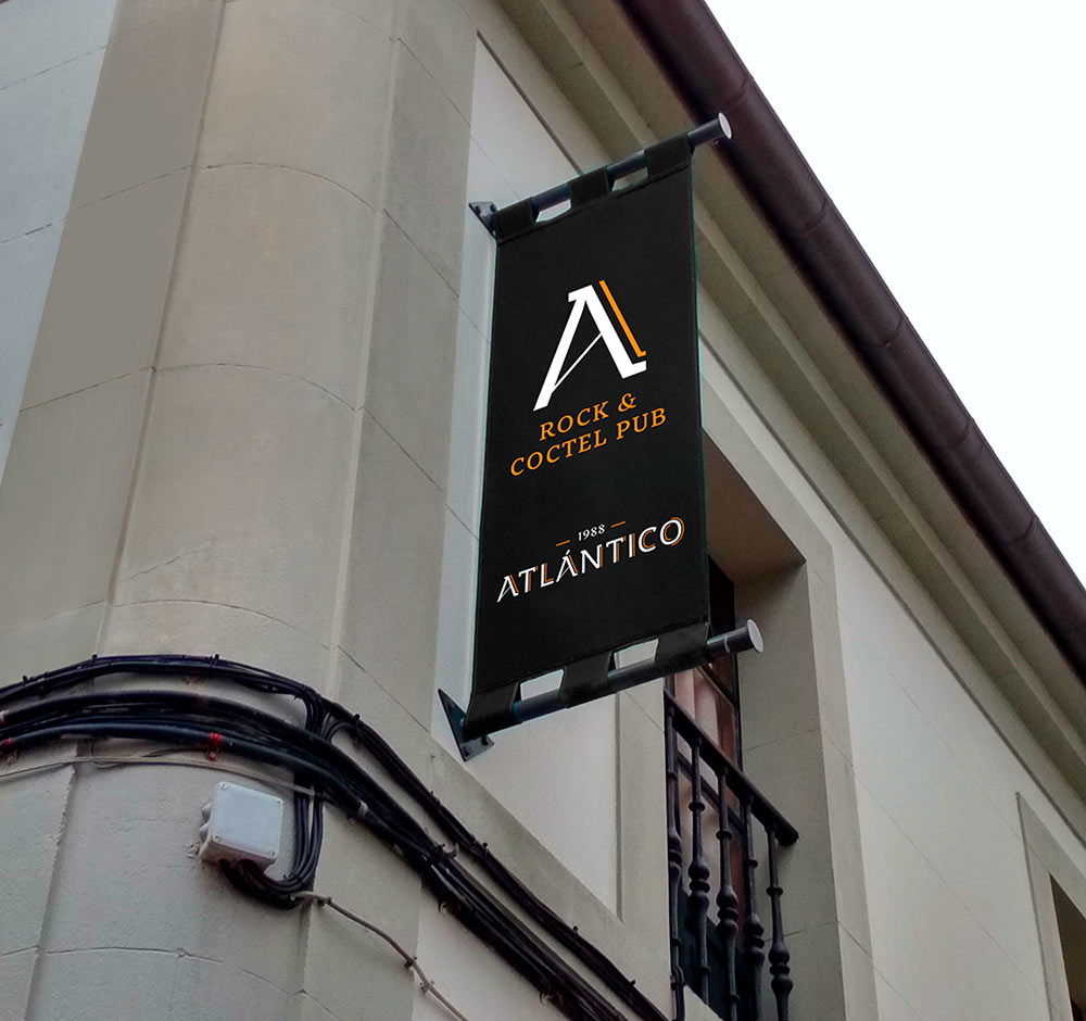 Diseño banderola fachada Pub Atlántico
